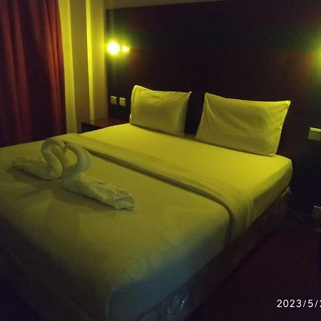 Tehran Hotel Dubaj Zewnętrze zdjęcie
