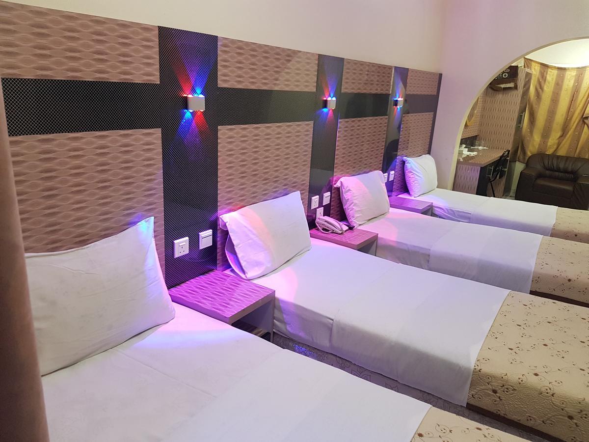 Tehran Hotel Dubaj Zewnętrze zdjęcie
