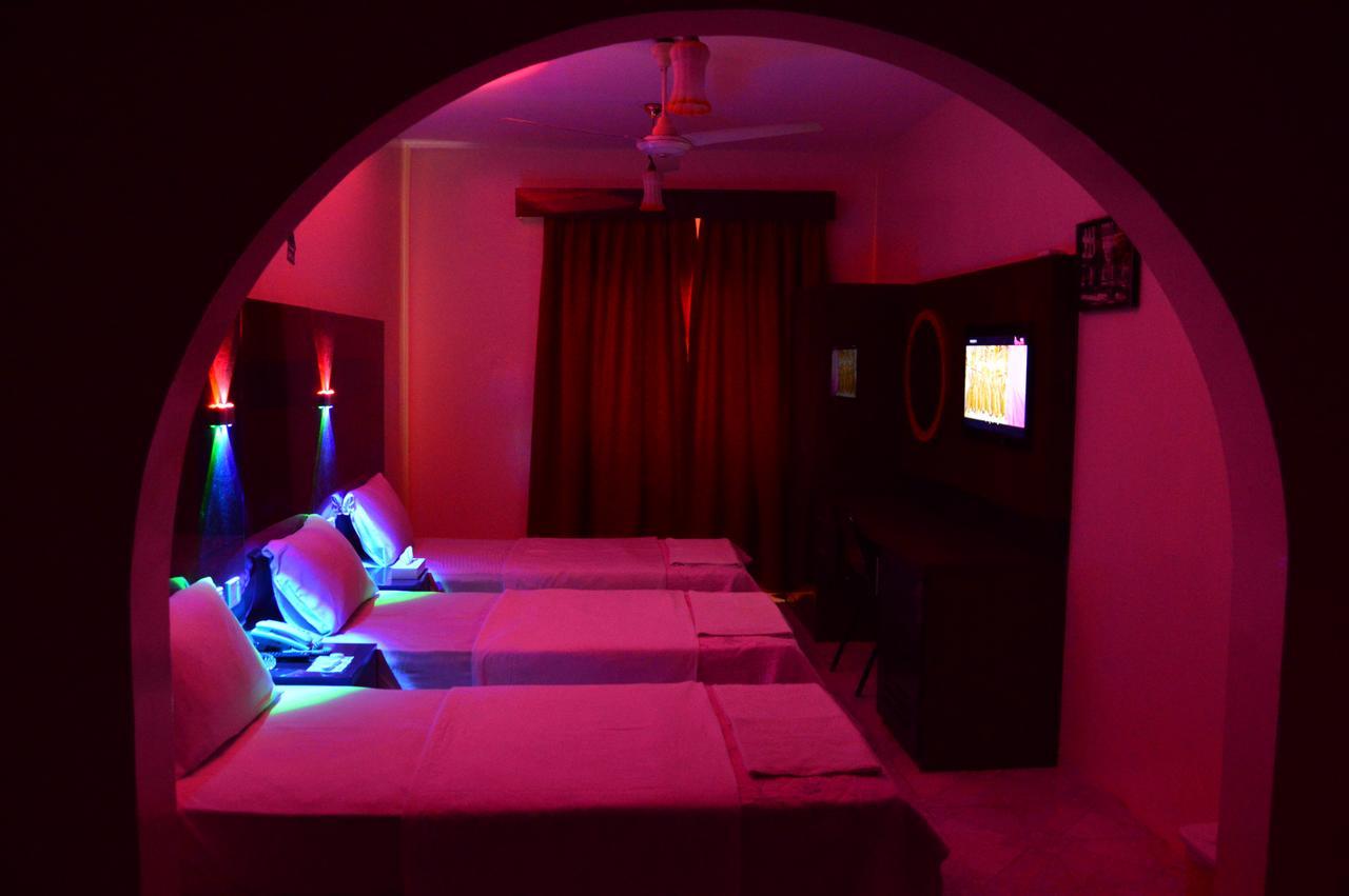 Tehran Hotel Dubaj Zewnętrze zdjęcie